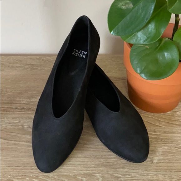 Eileen Fisher Canoe Heeled Black Suede Flats - Picture 1 of 7
